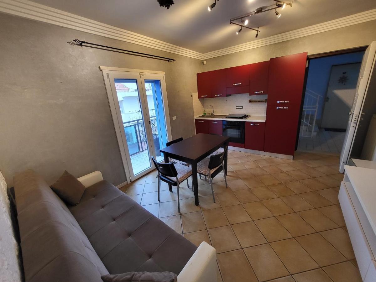 Appartement Sweet House Fiumicino Extérieur photo